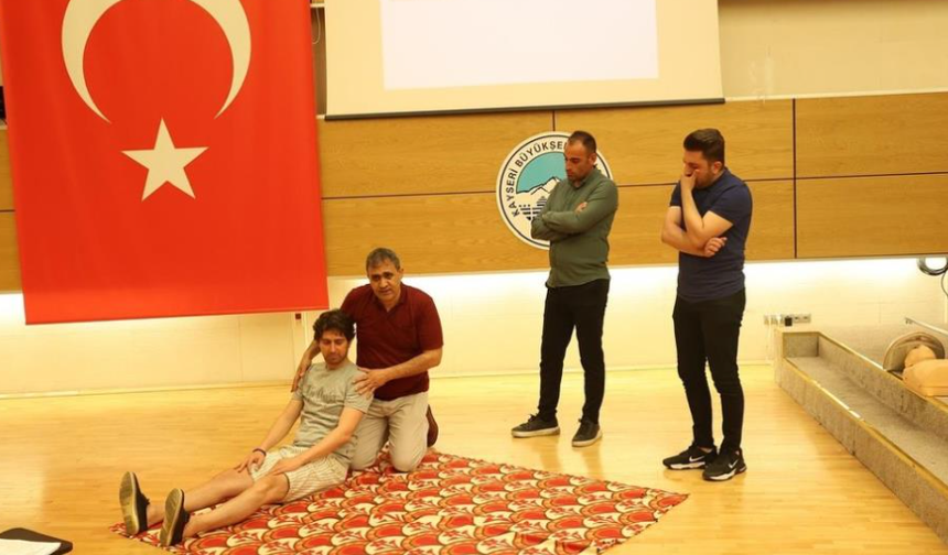 Spor A.Ş. personeline ilk yardım eğitimi verildi