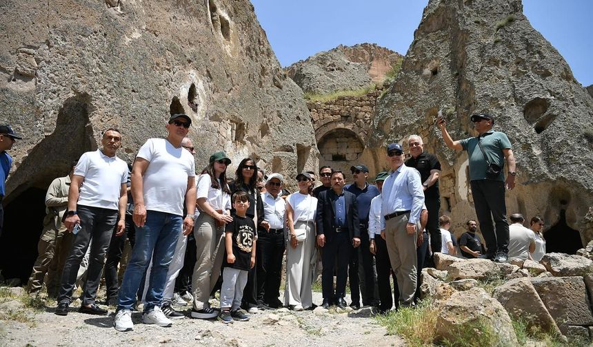 Kayseri protokolü Soğanlı Vadisi'nde buluştu