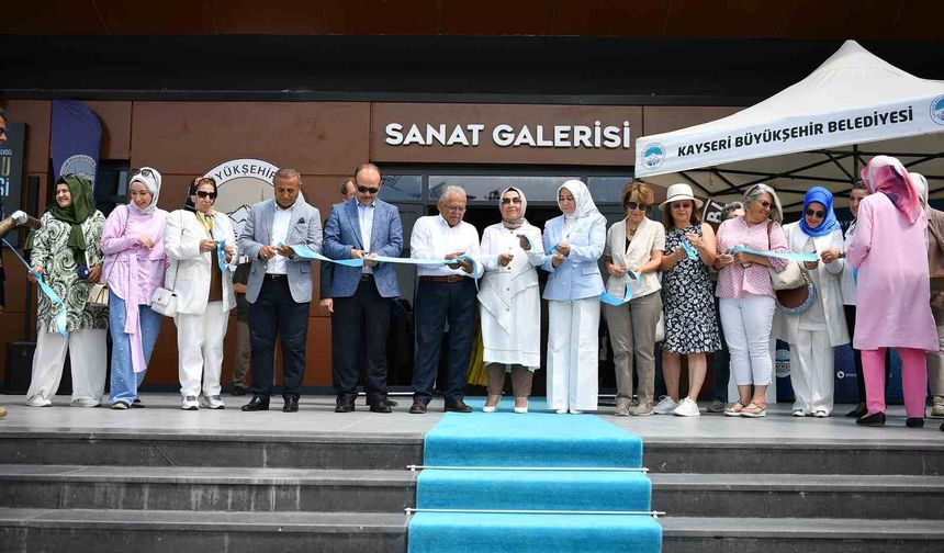KAYMEK Sergisi Gönüllere Dokundu!