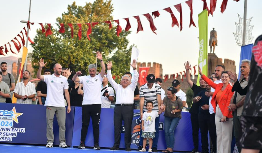 Uluslararası Basketbol turnuvası devam ediyor