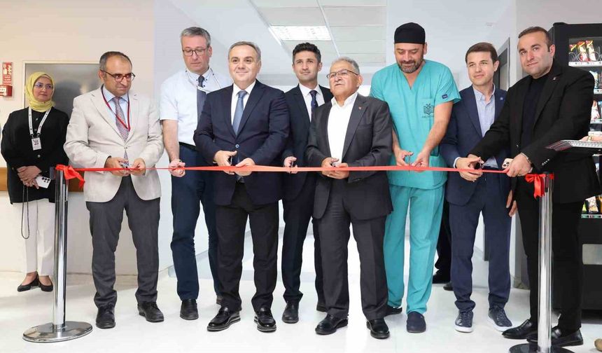 Kayseri’de Erciyes Üniversitesi Hastanesi’nin Yenilenen Katları Hizmete Girdi