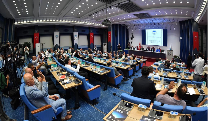 Büyükşehir Meclisi'nde 104 madde karara bağlandı