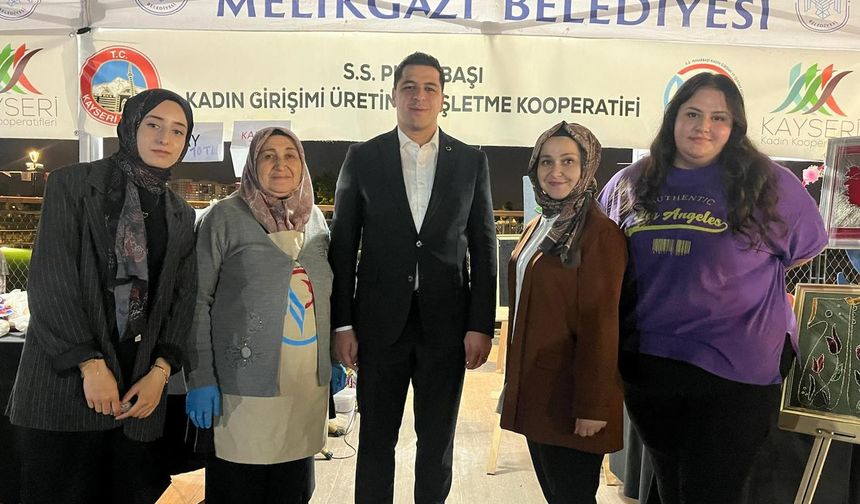 Festival Alanında Stand İncelemesi