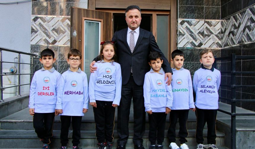 Öğrenciler arası selamlaşma ve oyun projesi başladı