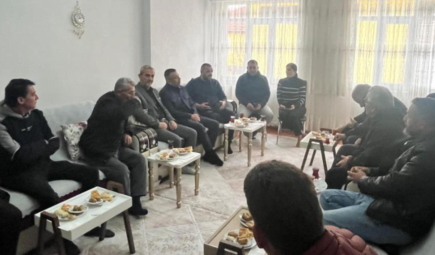 MHP ev ziyaretleri yapıyor