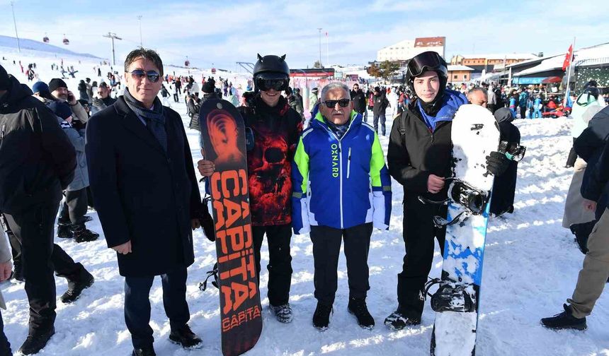 Erciyes Kayak Merkezi, Yurt İçi ve Yurt Dışından Yoğun İlgi Görüyor