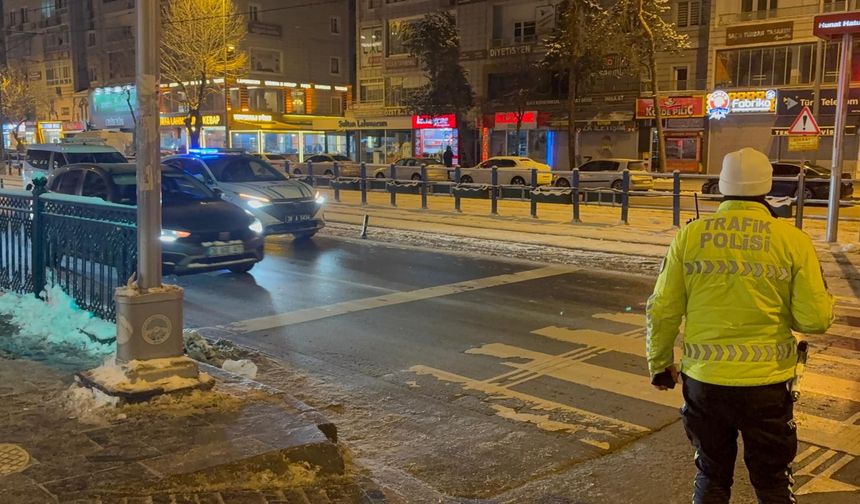 Kayseri’de otomobilin çarptığı yaya ağır yaralandı