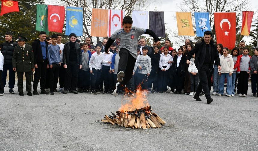Tomarza'da Nevruz Bayramı coşkuyla kutlandı