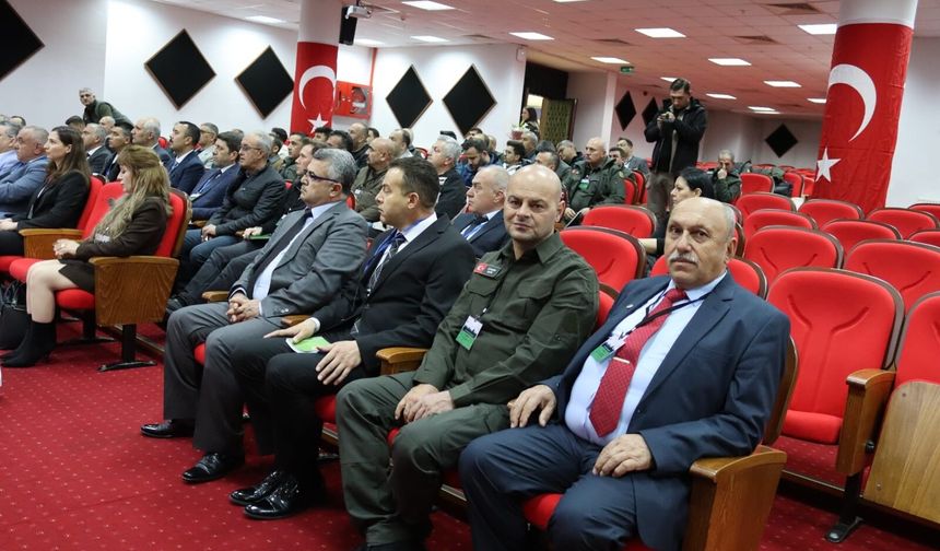 Develi'de görevli orman muhafızları Sinop'ta çalıştaya katıldı