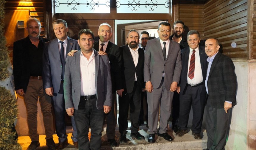 Pınarbaşı ve Sarız'dan Başkan Odakır'a tam destek