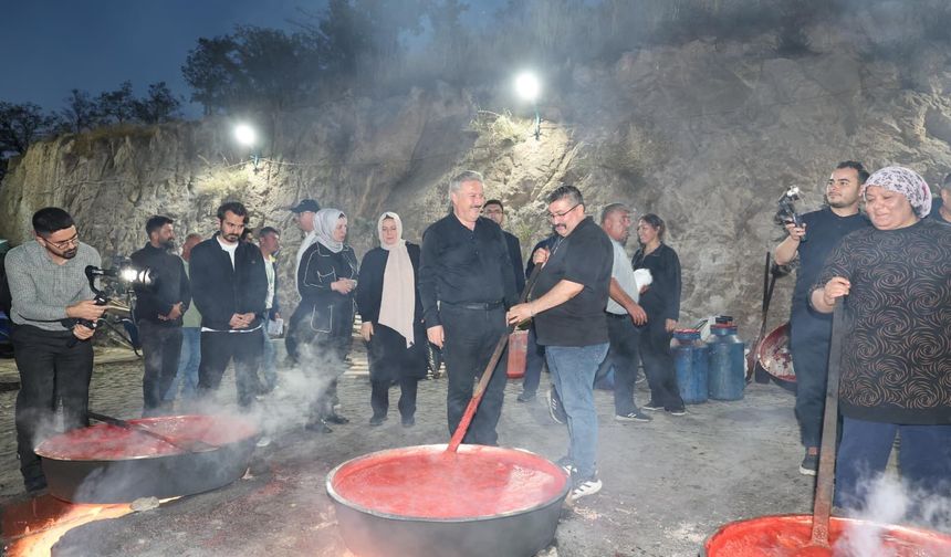 Başkan Palancıoğlu: "4.480 ailemiz kışlık salçasını kaynattı"