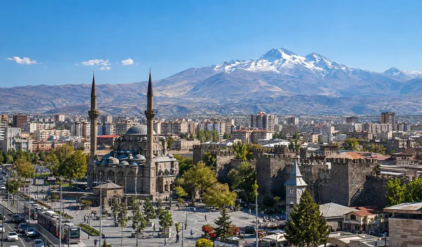 Kayseri’de Bugün Hava Nasıl Olacak? (12 Eylül Meteoroloji Saatlik Tahmin Raporu)