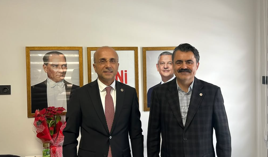 Milletvekili Aşkın Genç'ten Kocasinan İlçe Başkanlığı'na Ziyaret