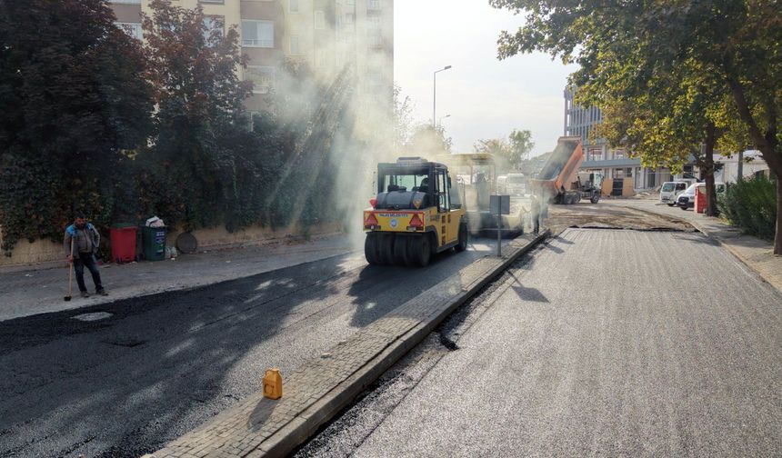 Talas Bahçelievler'de 3 Caddeye 750 Ton Sıcak Asfalt Serildi