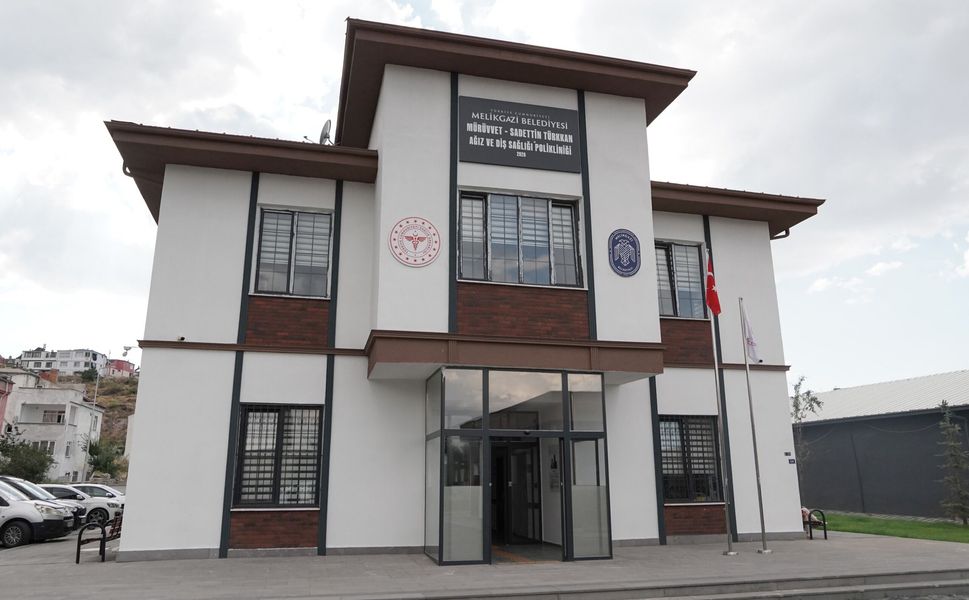Melikgazi'ye modern ağız ve diş sağlığı polikliniği!
