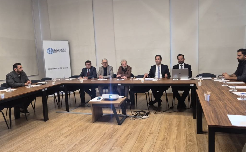 Kayseri'nin geleceği için ulaşım ve imar projeleri görüşüldü