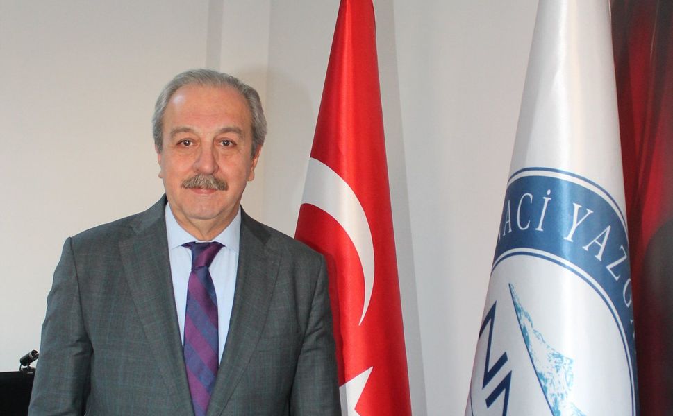 NNYÜ Rektörü Özsoylu'dan Cumhuriyet Bayramı Mesajı