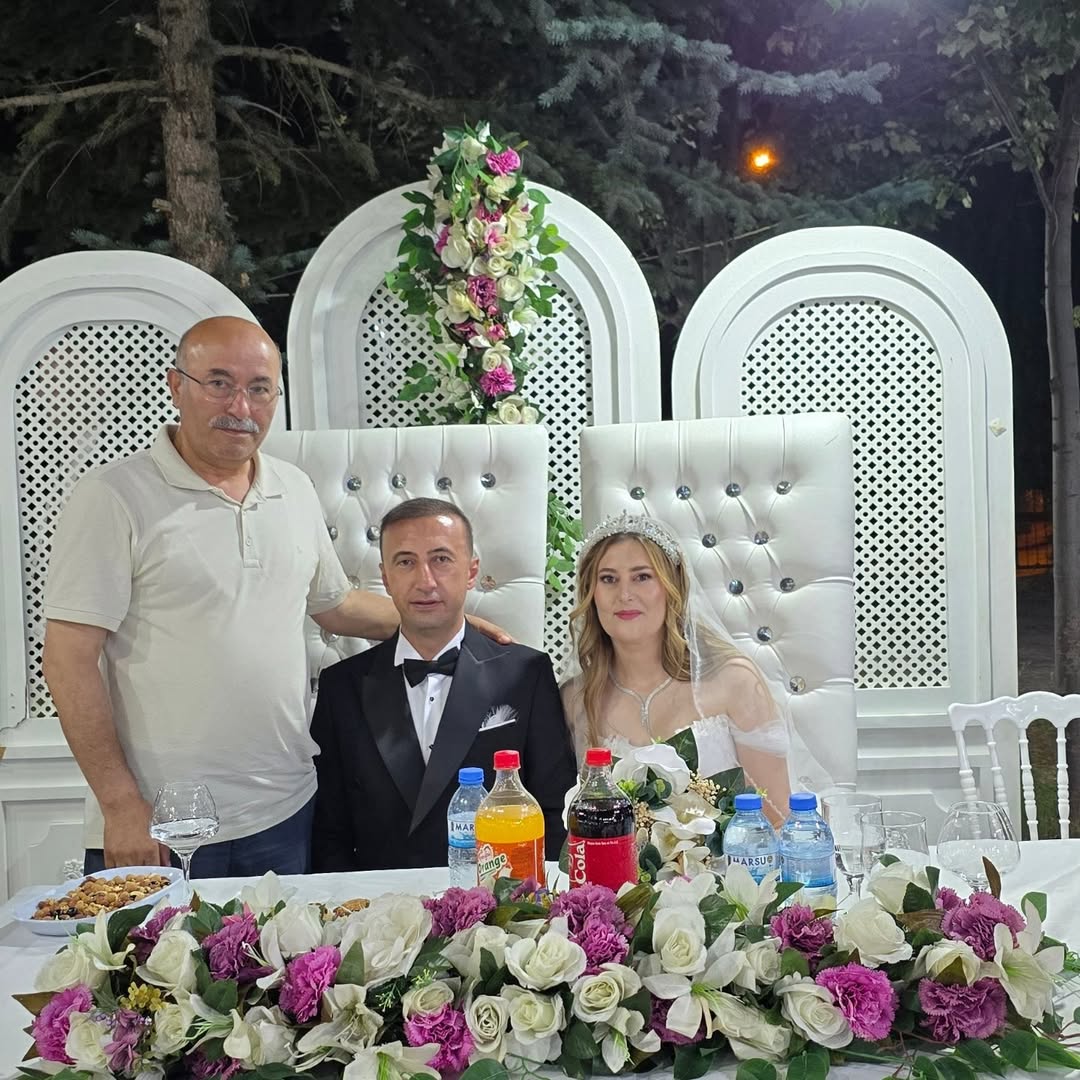 Ayhan Yıldırım Anadolu Lisesi Müdürü Murat Özsarı Ve Şehidimiz Ali Taşöz'ün Ablası, Ayhan Yıldır (6)