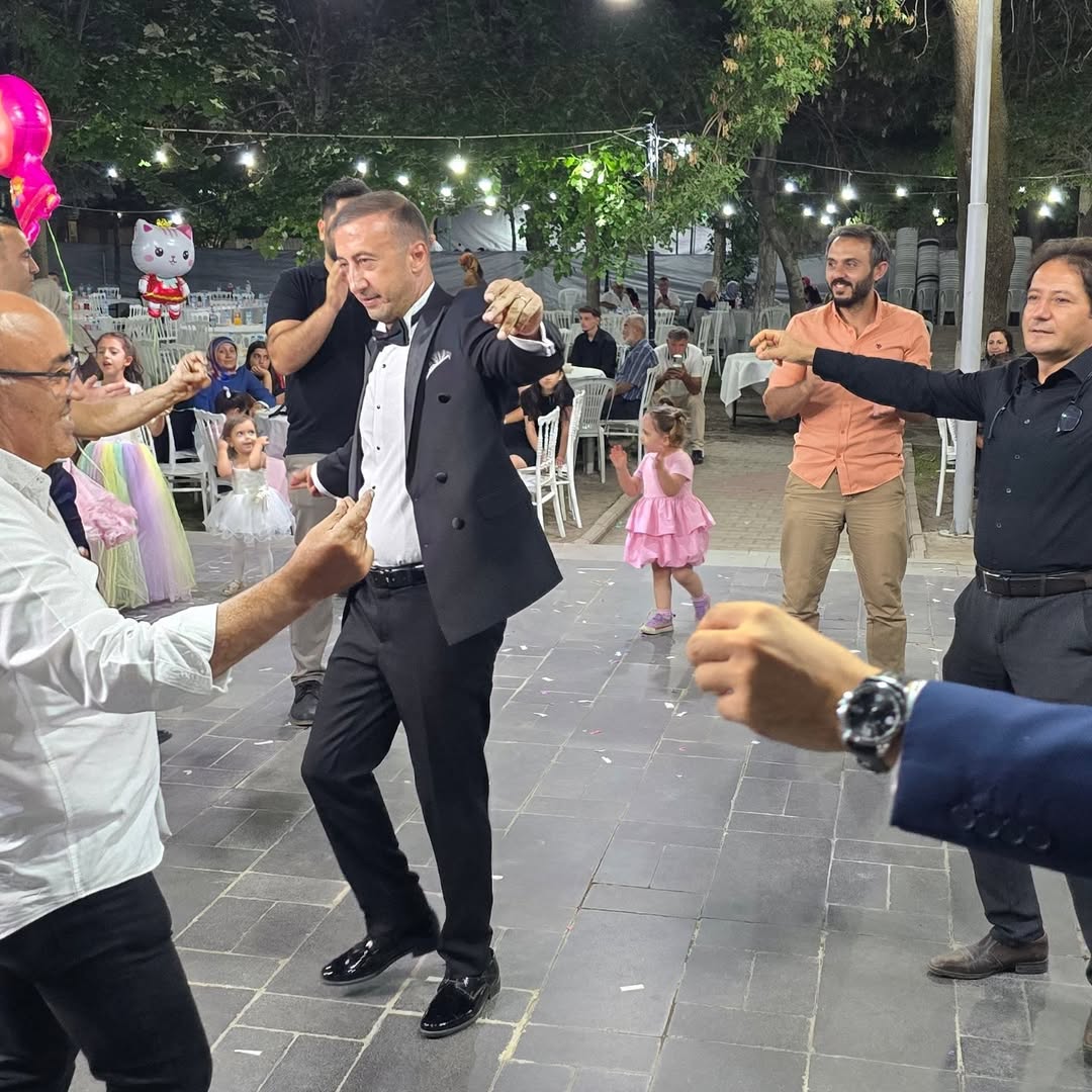 Ayhan Yıldırım Anadolu Lisesi Müdürü Murat Özsarı Ve Şehidimiz Ali Taşöz'ün Ablası, Ayhan Yıldır (8)