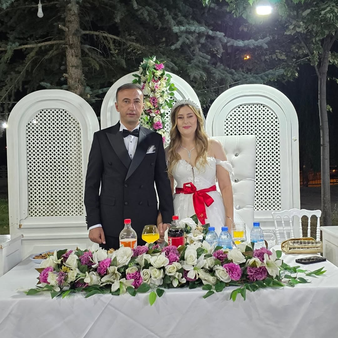 Ayhan Yıldırım Anadolu Lisesi Müdürü Murat Özsarı Ve Şehidimiz Ali Taşöz'ün Ablası, Ayhan Yıldır