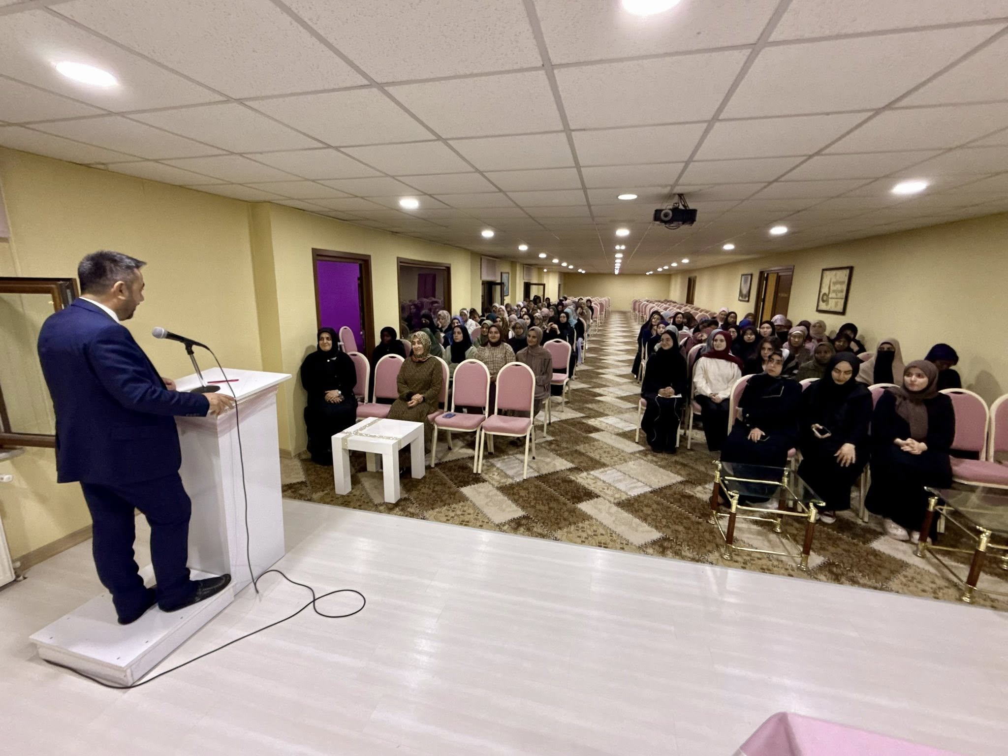 549698818 1242064287954366 7672757988666676075 N