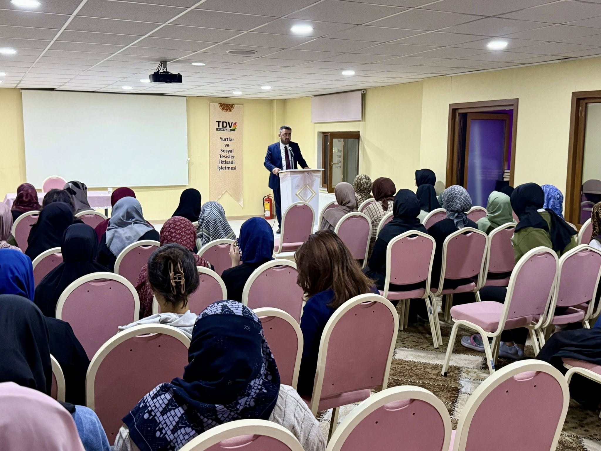 571263419 1242064284621033 493024379583909750 N