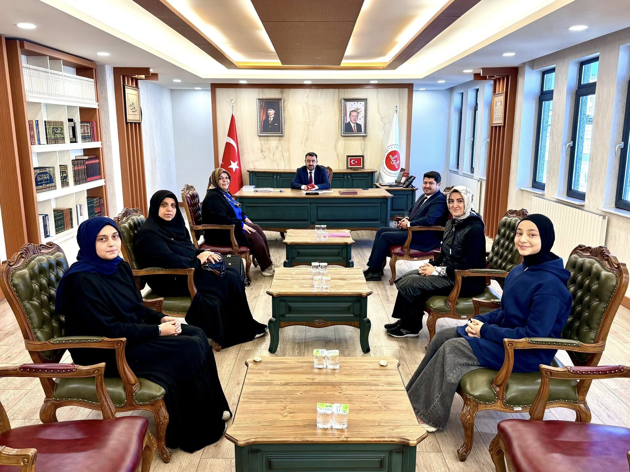 571301432 1246914244136037 7837150624615371750 N