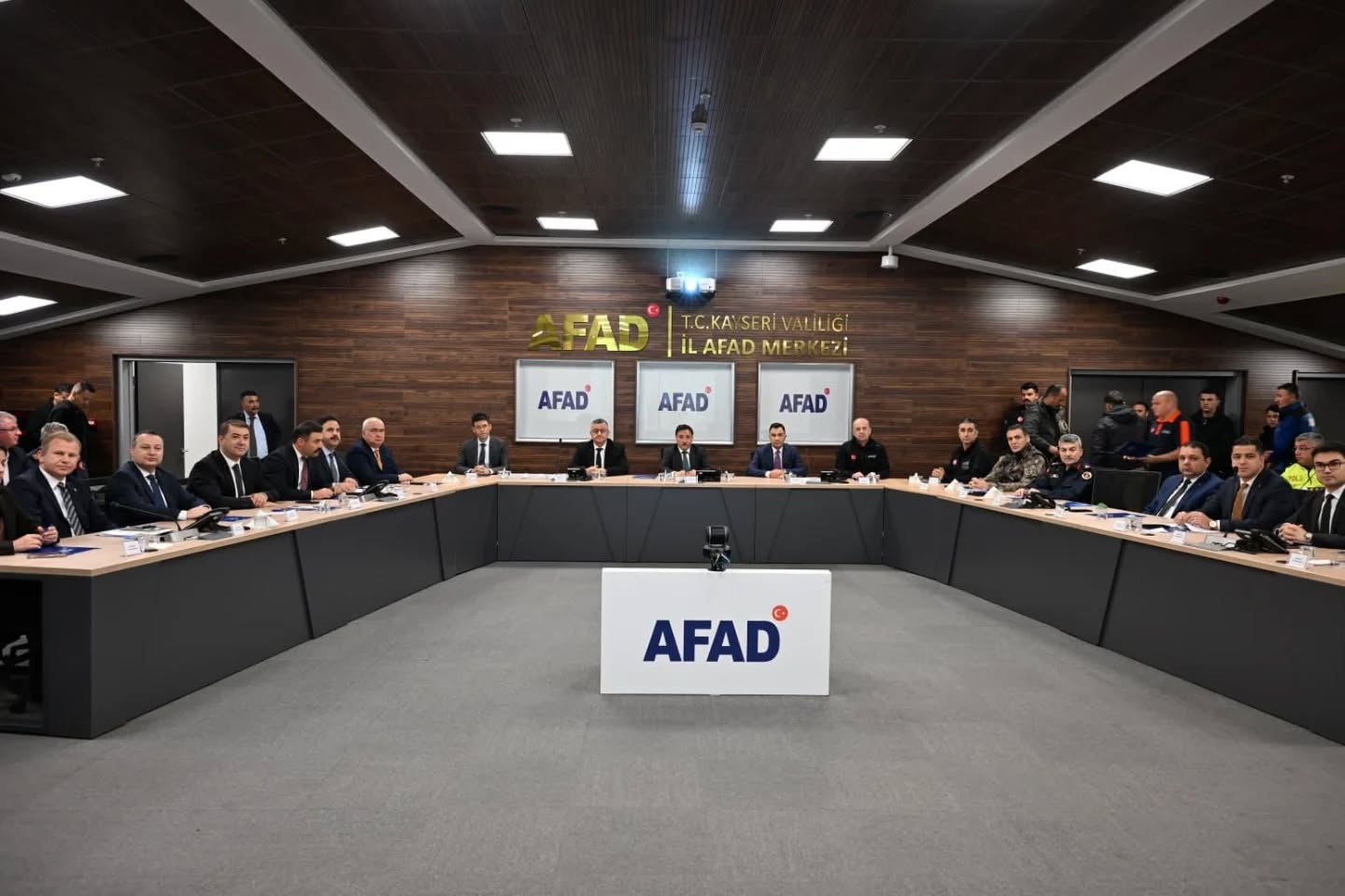 572724307 17922229980173155 8495192708777361267 N