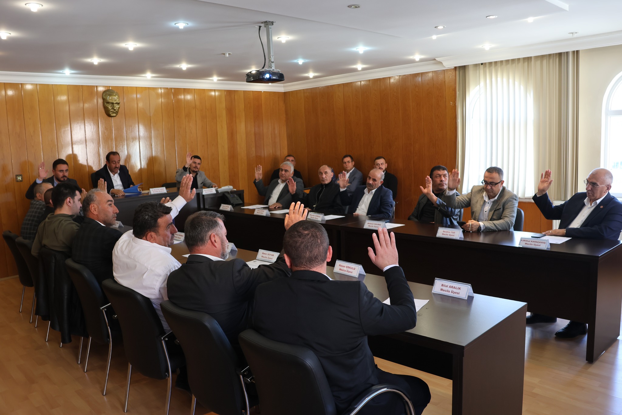 573057964 1573669097152086 4363576049636869388 N