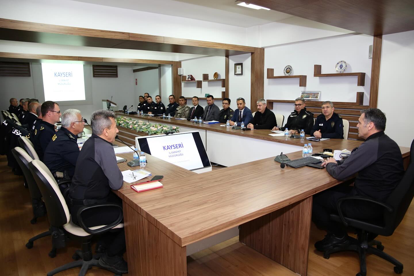 573487414 17922141588173155 4867311548813174571 N