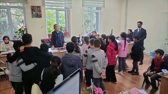 575602984 18069188516591840 3446617191800426092 N