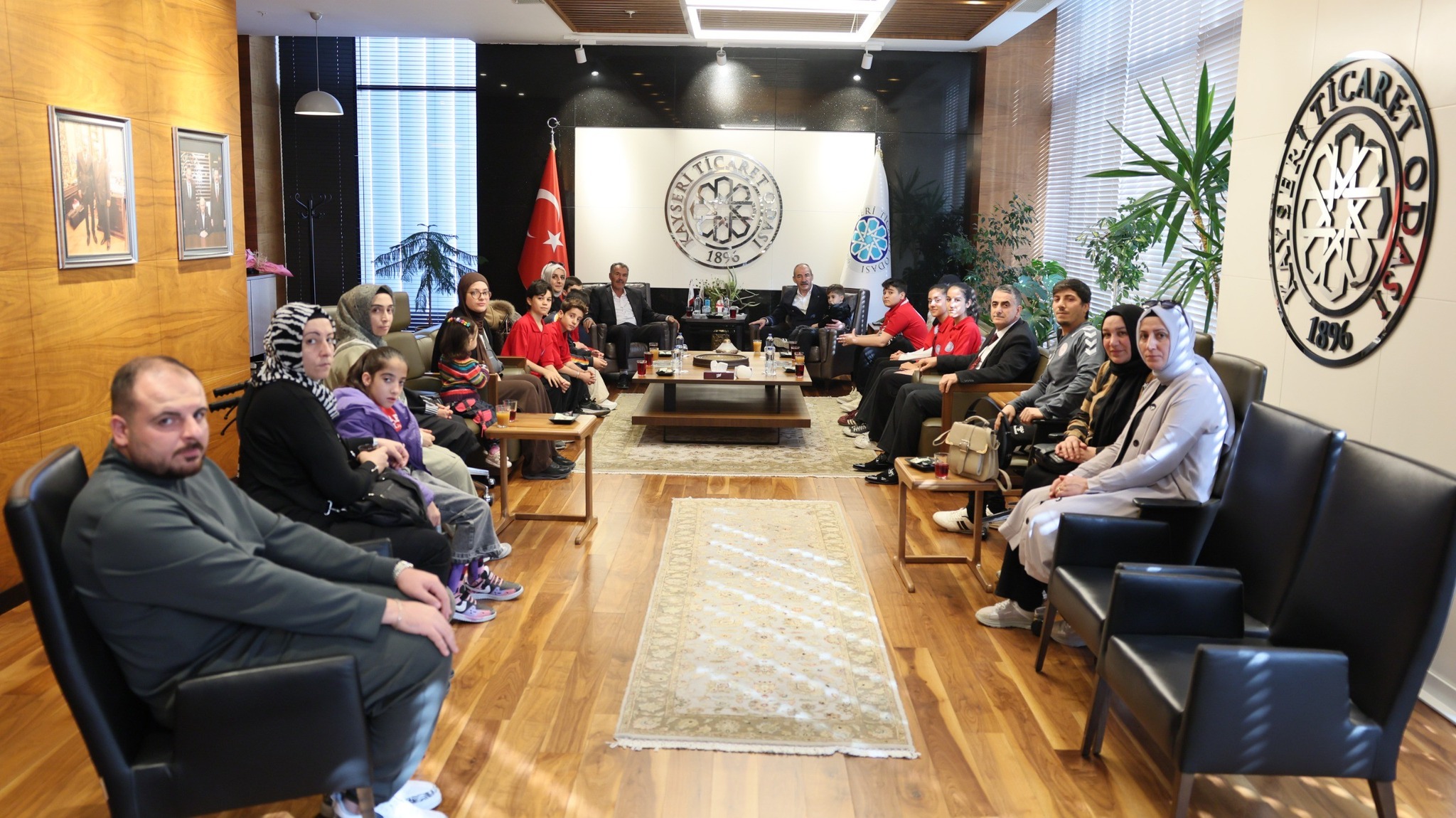 580538700 1254420020048502 7160285298106945940 N