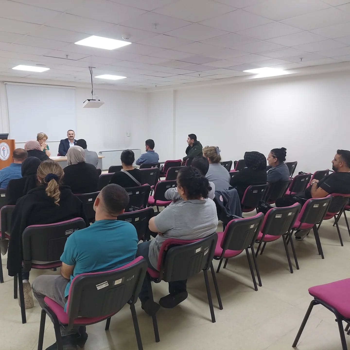 581042588 18124460470511273 3691655580249877372 N