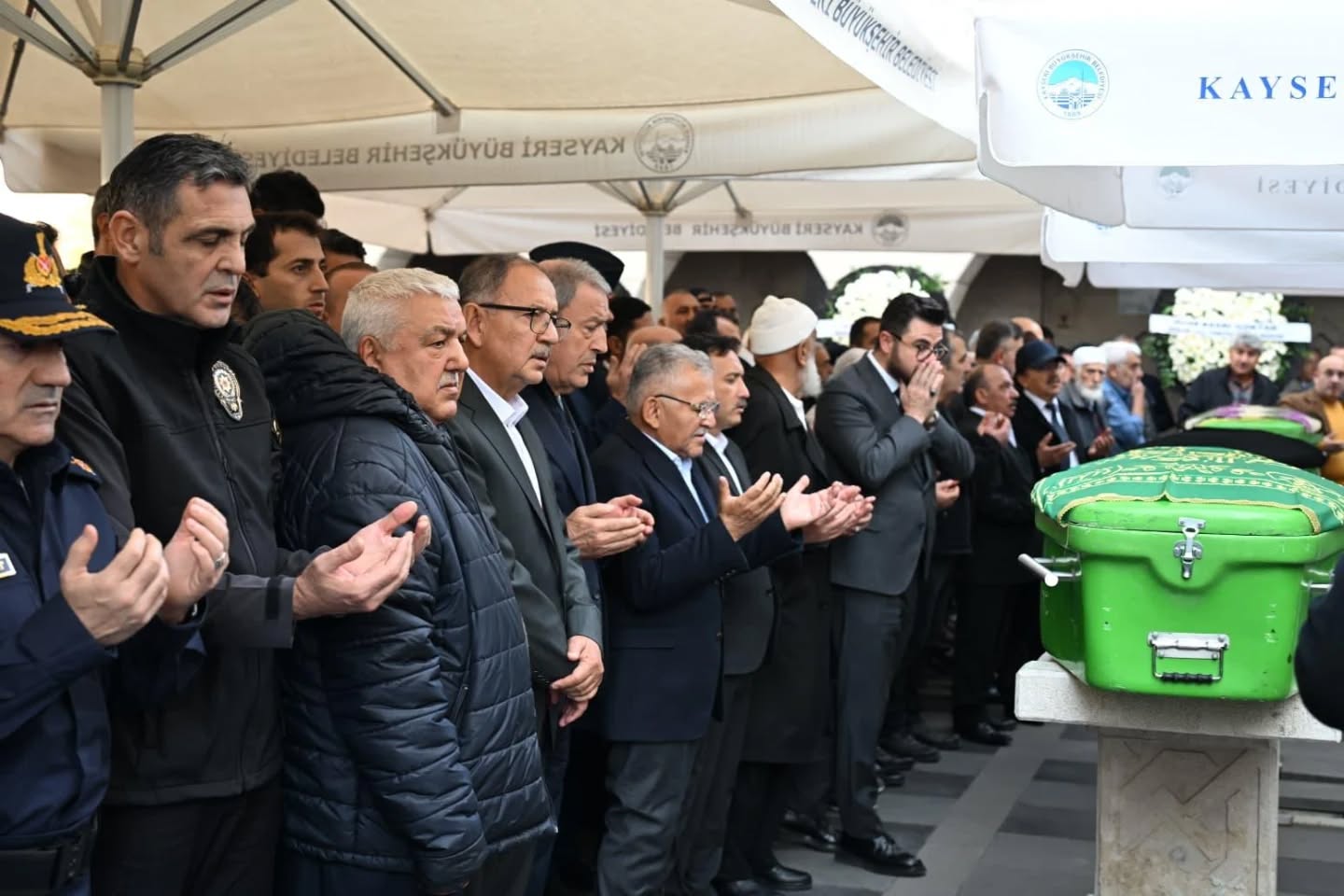 587621617 17924439498173155 4069357826480796426 N