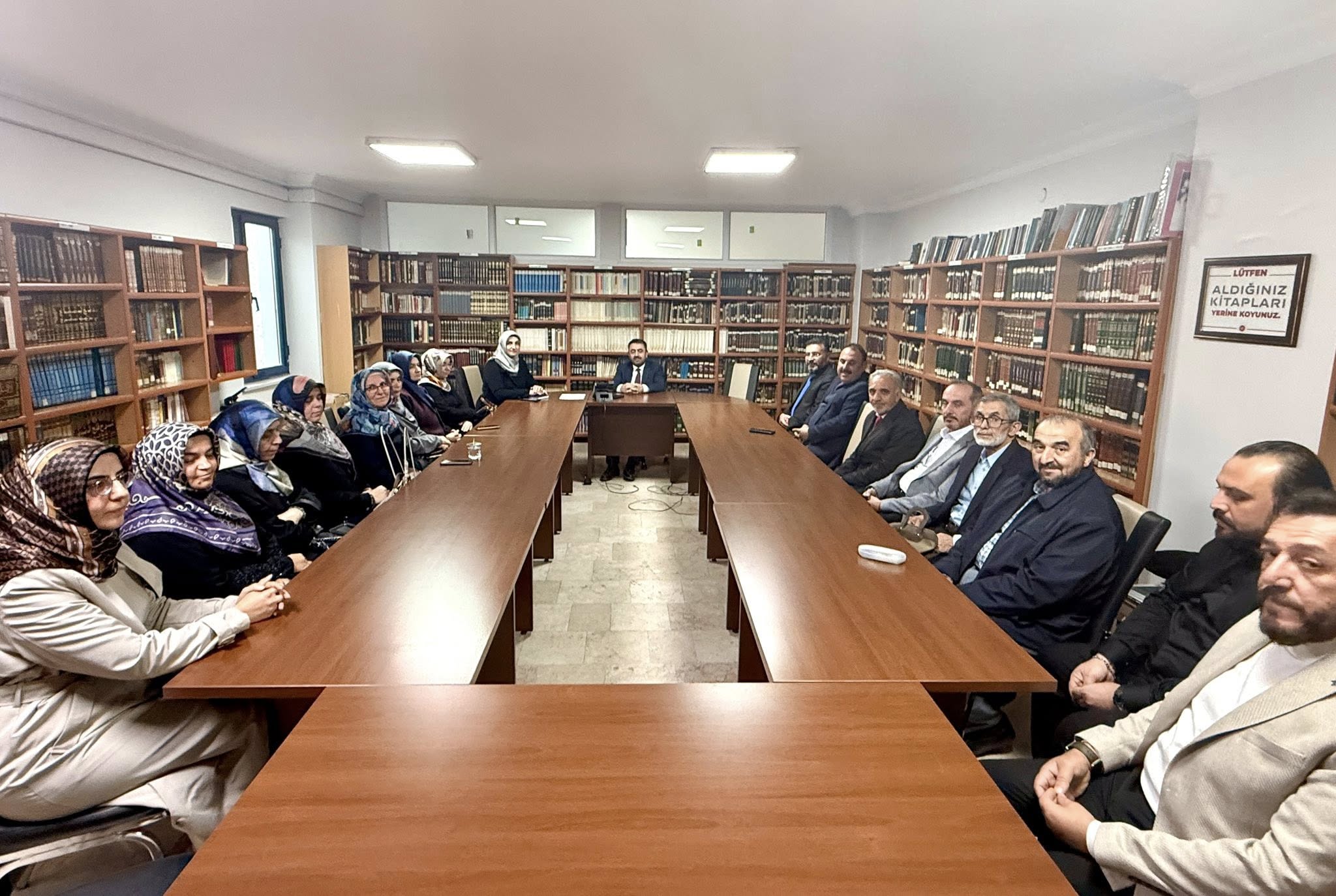 589952209 1270588135101981 5644952086590470279 N