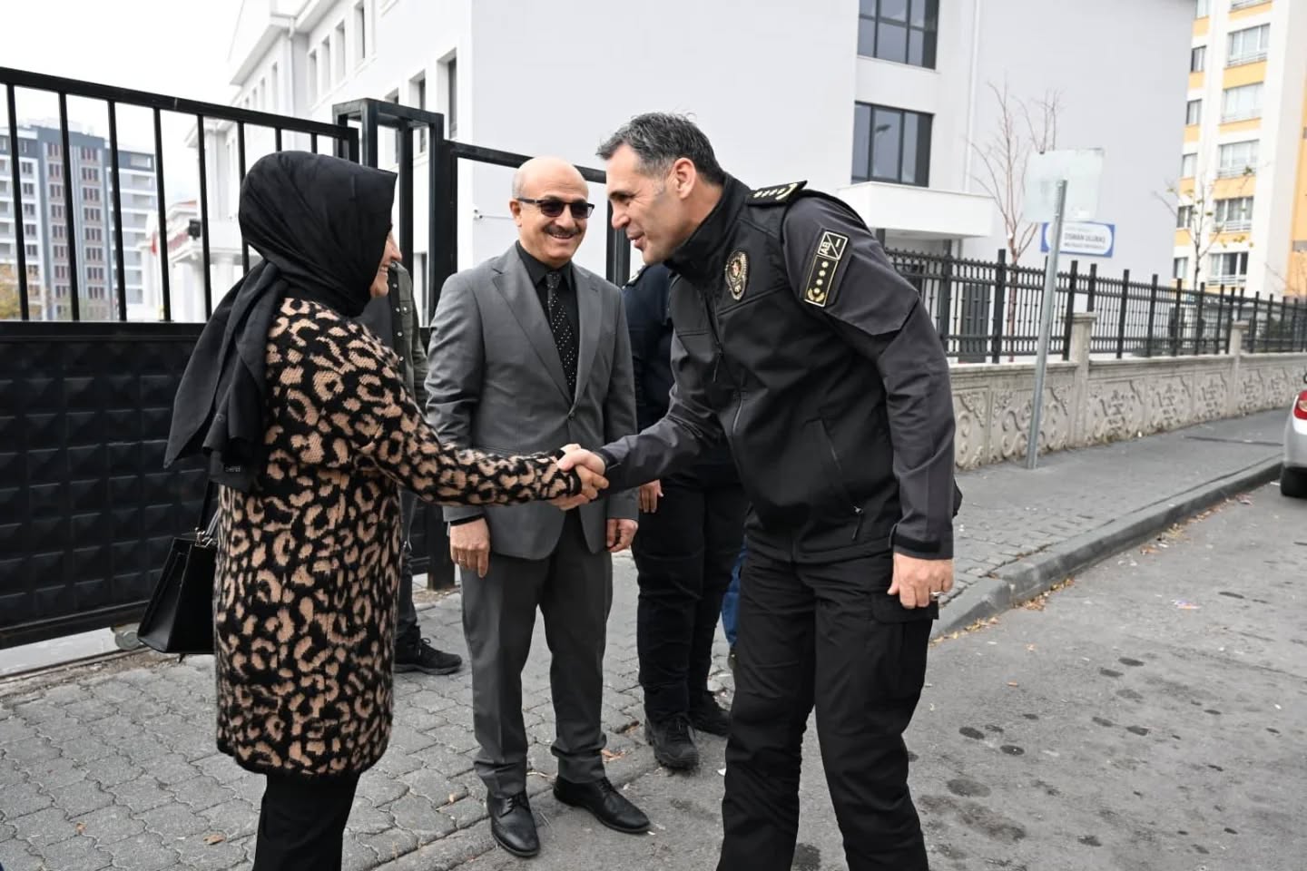 588889375 17925282810173155 6945378038467705857 N