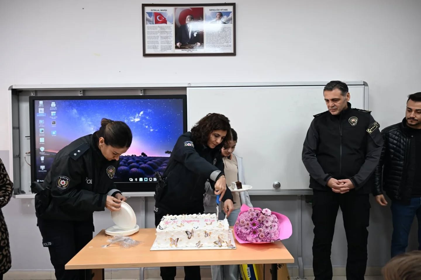 589867040 17925282858173155 4121345610262421309 N