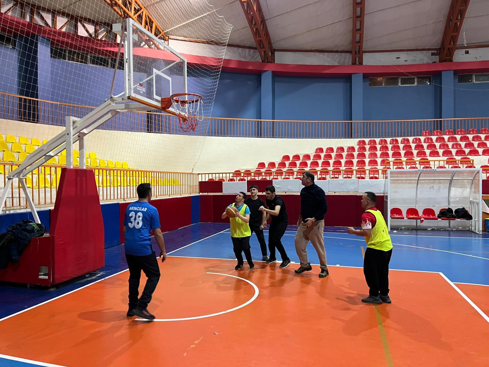 594899903 1243724651124763 4763432306746845439 N