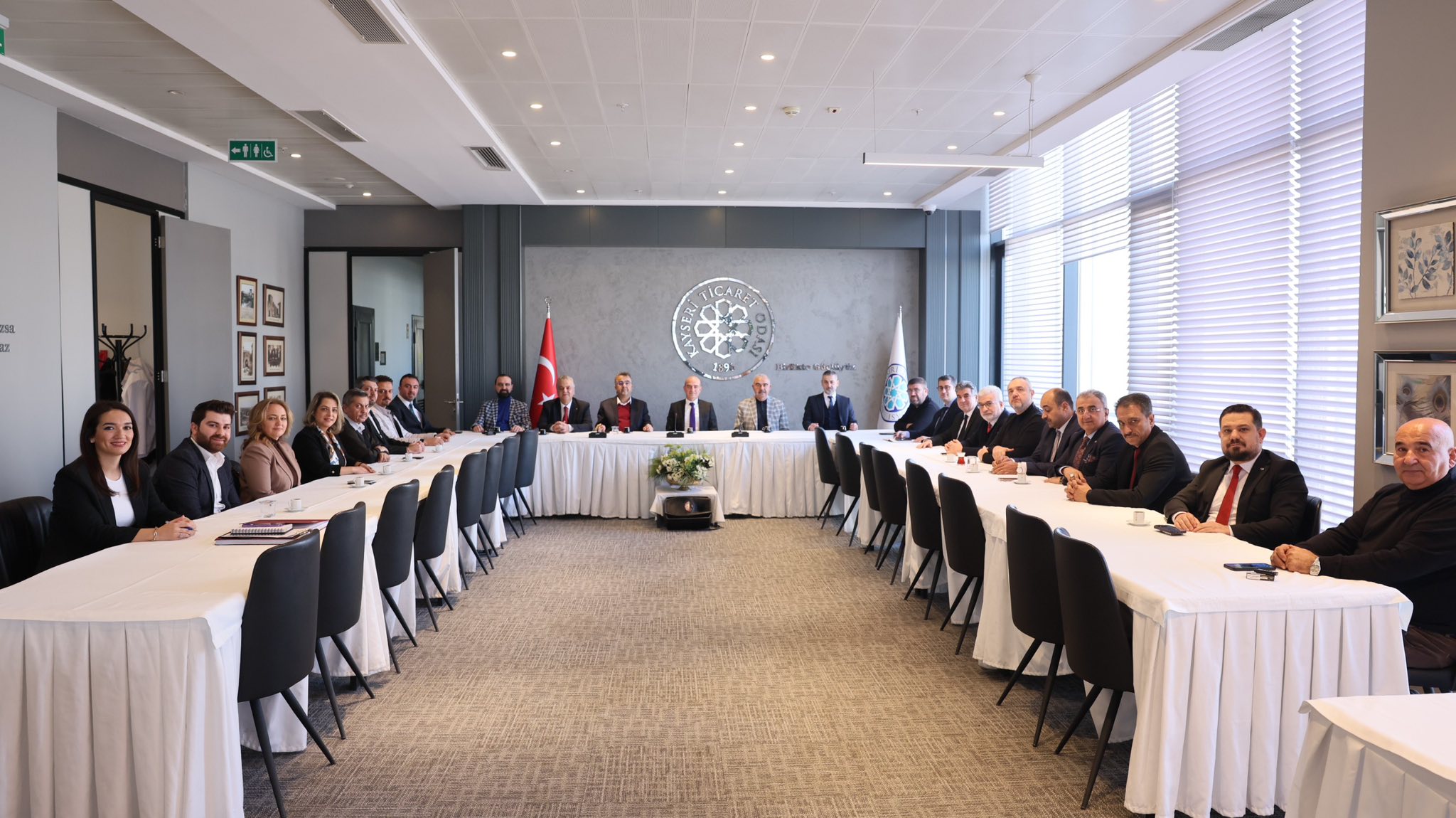 595383098 1271906604966510 6255977874093210986 N