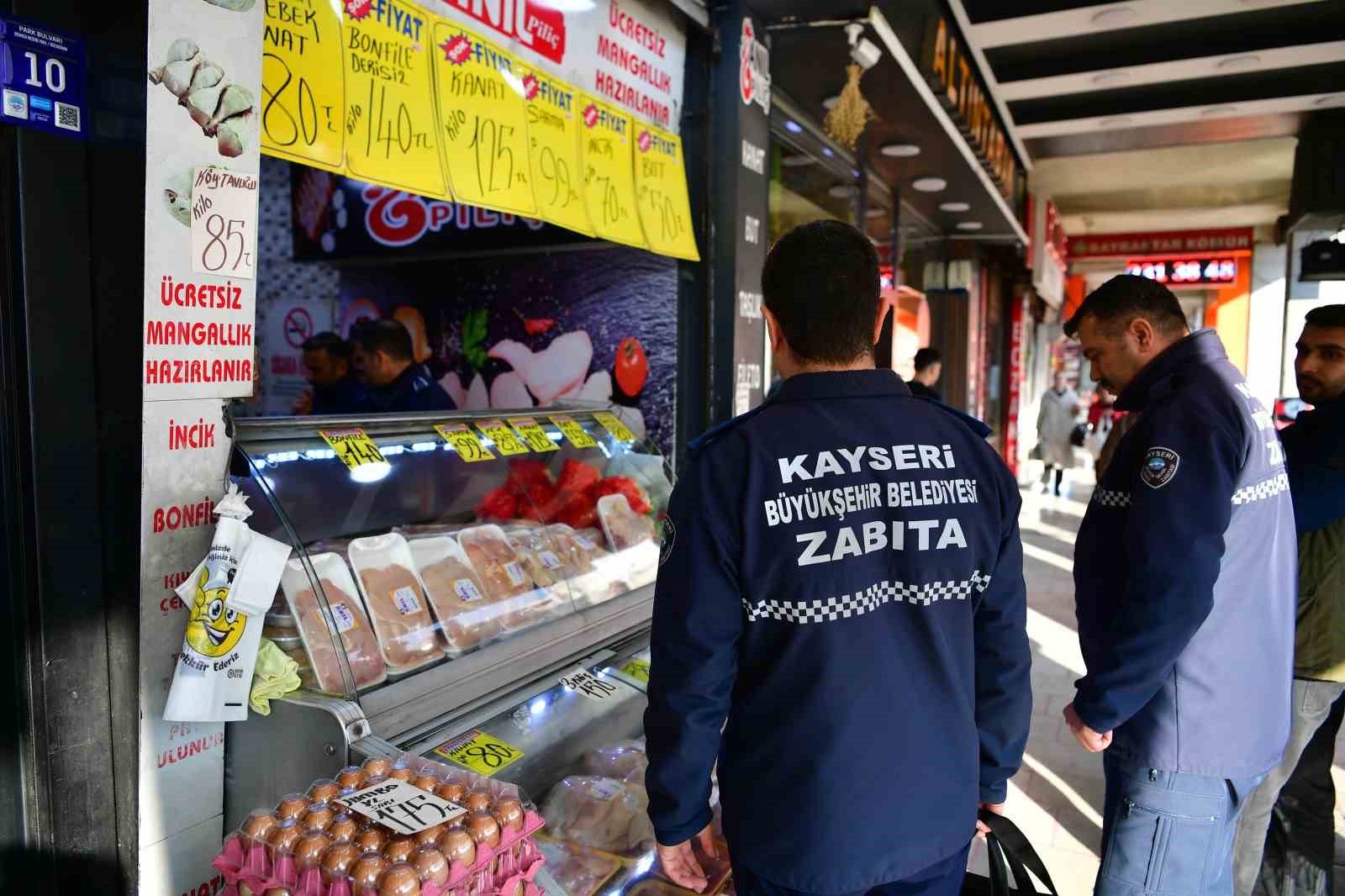 Kayseri’de Zabıta Sahada 1