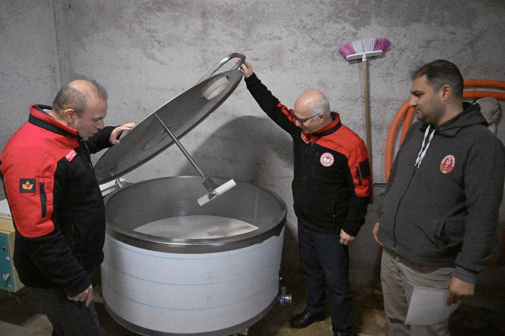 616812605 2001958120623162 8505801054386507504 N