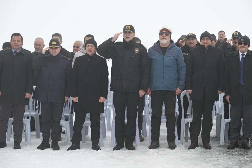 656193112 17939144328173155 6008389815152372726 N