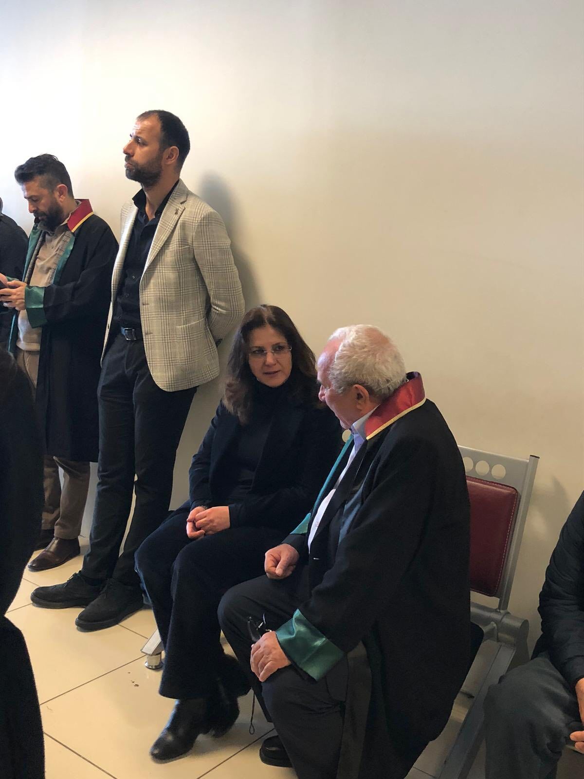 658132423 1249028864084303 8276657019406653121 N