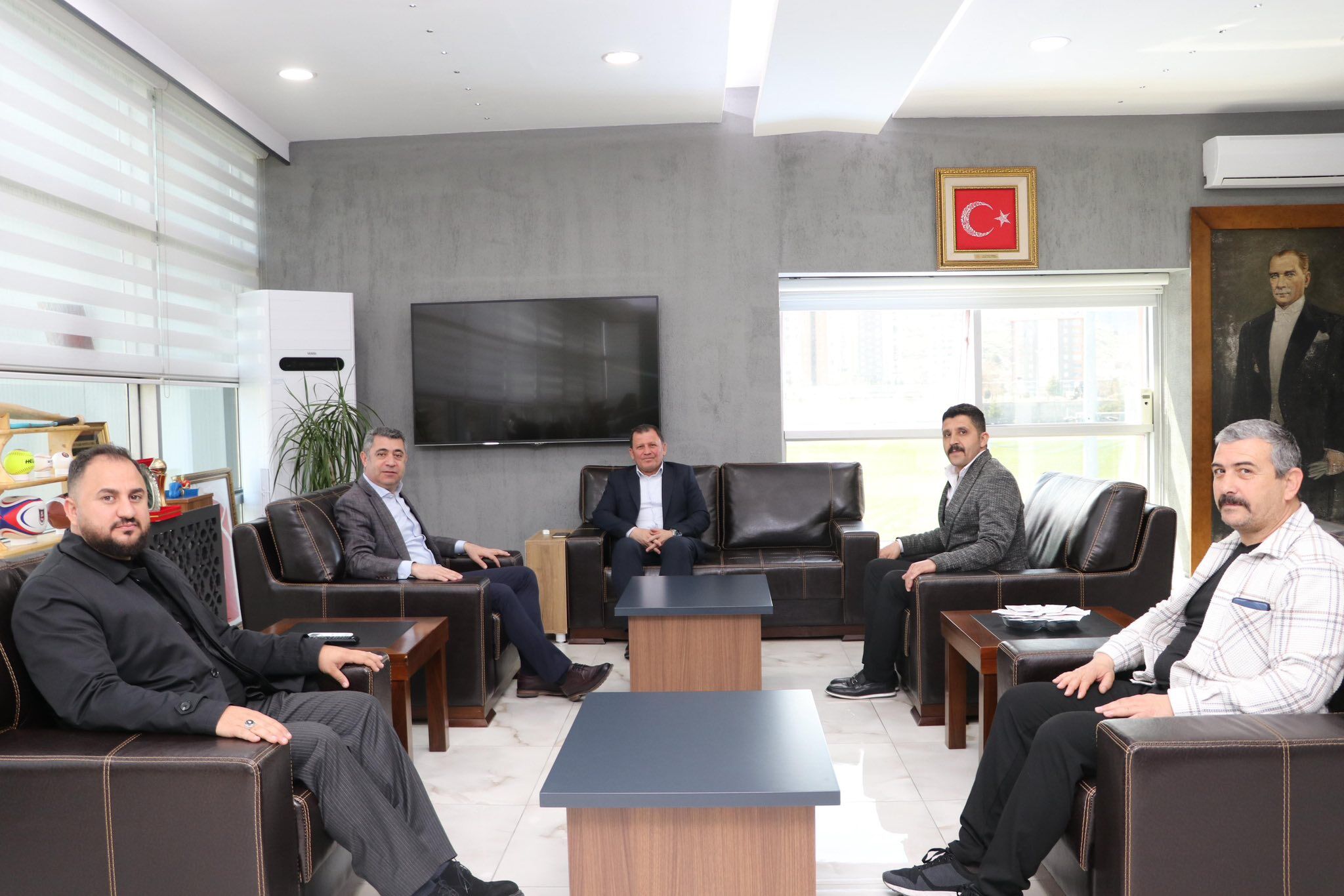 666057107 1389269929901200 5573309647644615518 N