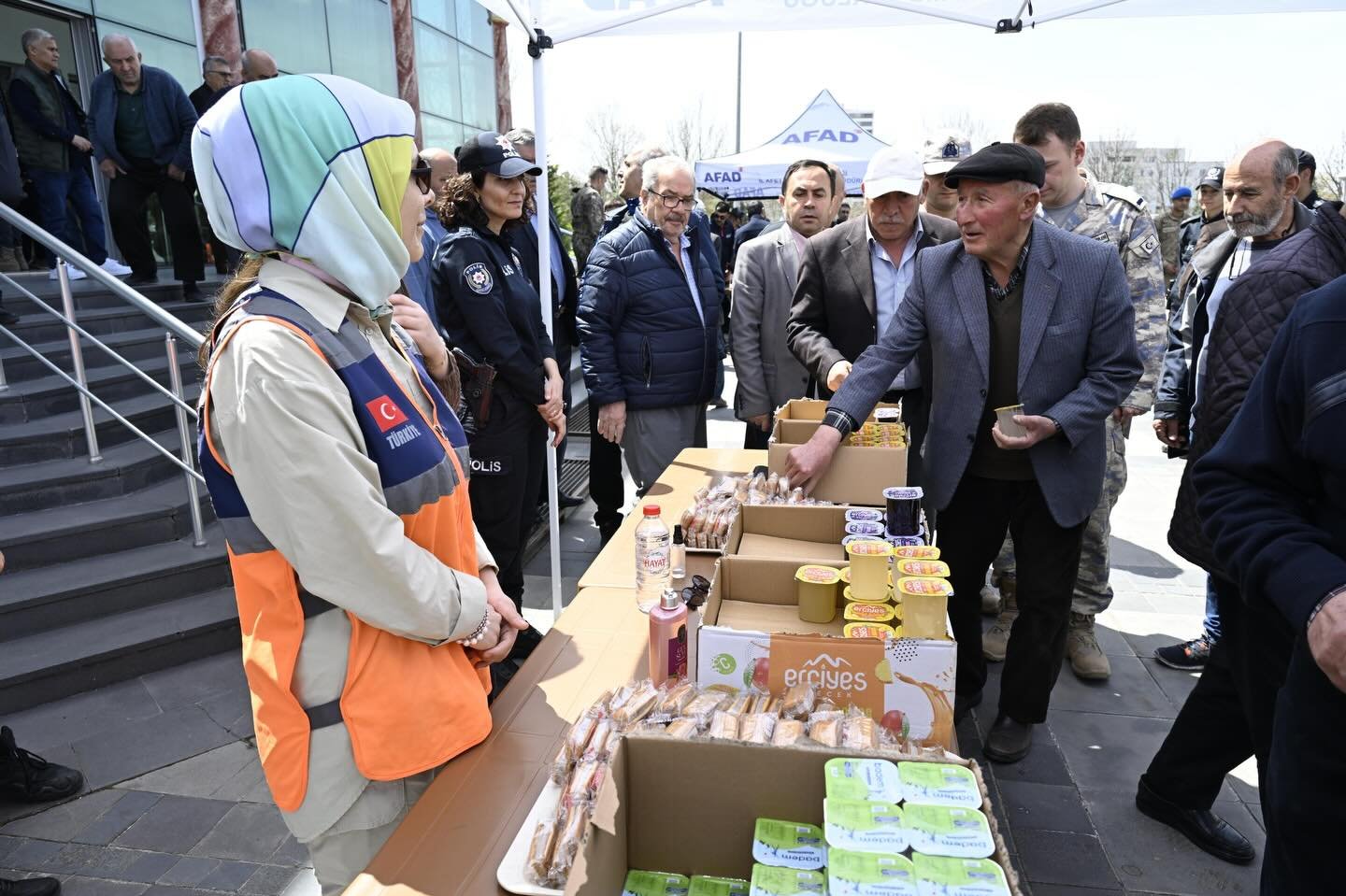 669846815 17942114115173155 6090640502813939637 N