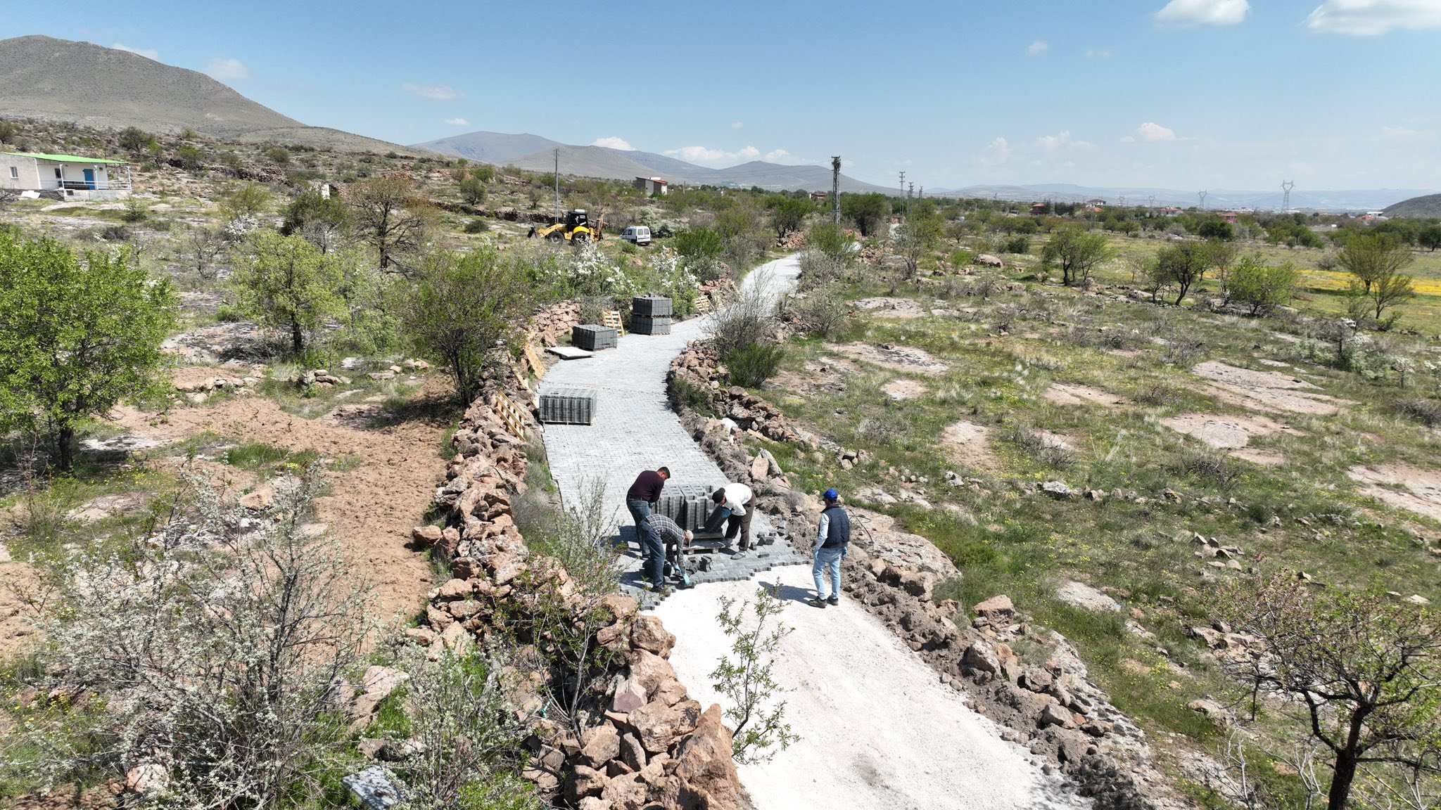 679990863 1710212210164440 2924959060224883850 N