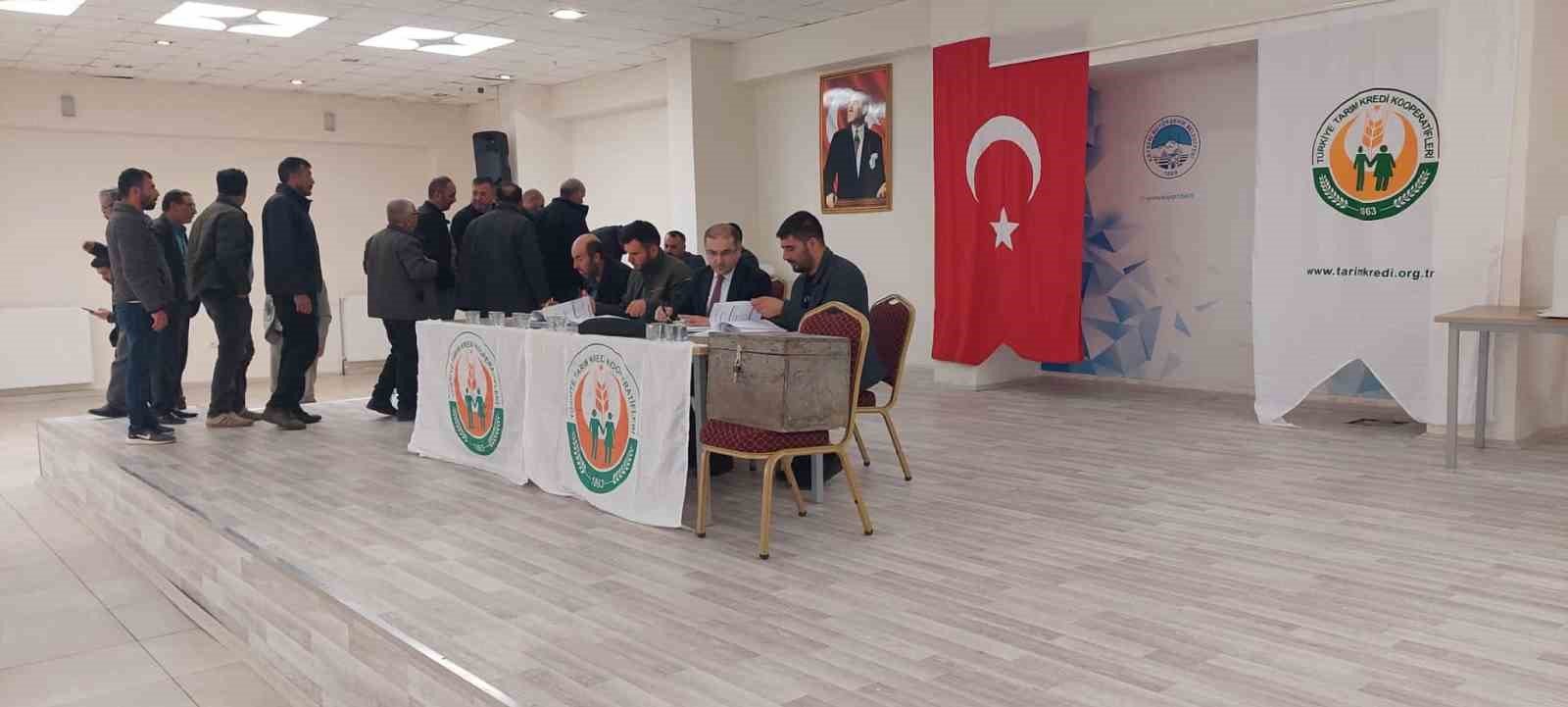 Savaş Tezcan Yeniden Başkan Seçildi