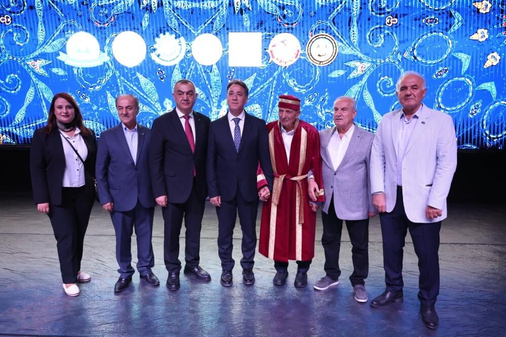 KAYSO’nun Yılın Ahisi Kaftan giydi