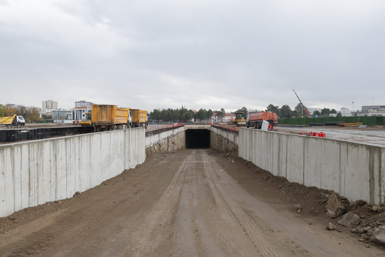 Alt geçit çalışmaları